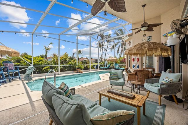 482 NW Blue Lake Drive, Port St. Lucie, FL 34986