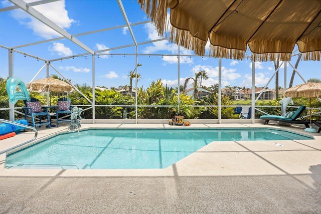 482 NW Blue Lake Drive, Port St. Lucie, FL 34986