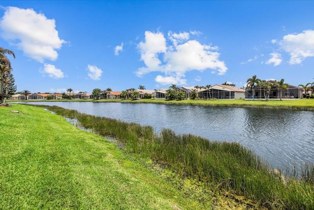 482 NW Blue Lake Drive, Port St. Lucie, FL 34986