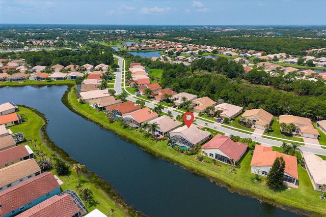 482 NW Blue Lake Drive, Port St. Lucie, FL 34986