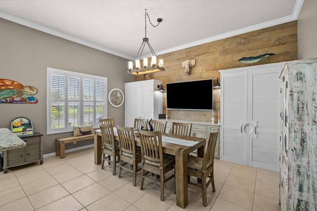 482 NW Blue Lake Drive, Port St. Lucie, FL 34986
