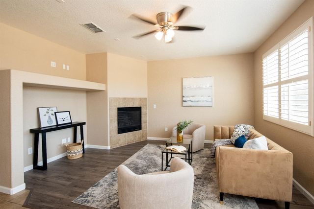 1992 Valenzuela Ct, Manteca, CA 95336