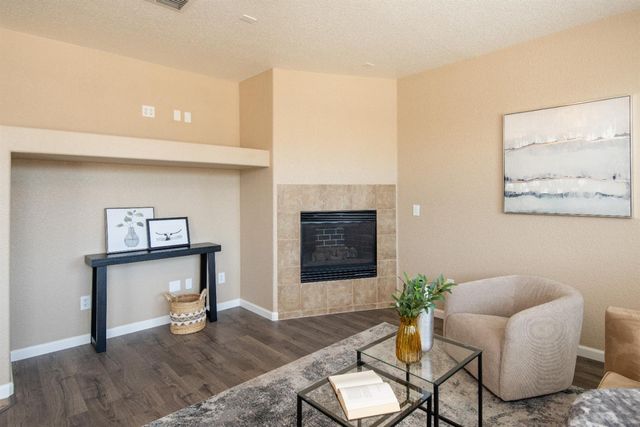 1992 Valenzuela Ct, Manteca, CA 95336