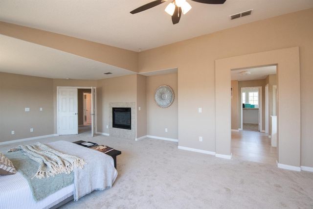 1992 Valenzuela Ct, Manteca, CA 95336