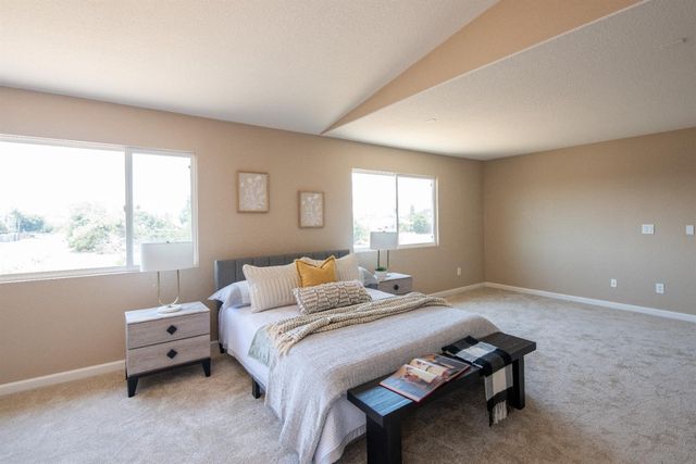 1992 Valenzuela Ct, Manteca, CA 95336