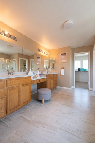 1992 Valenzuela Ct, Manteca, CA 95336