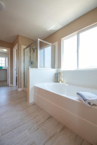 1992 Valenzuela Ct, Manteca, CA 95336