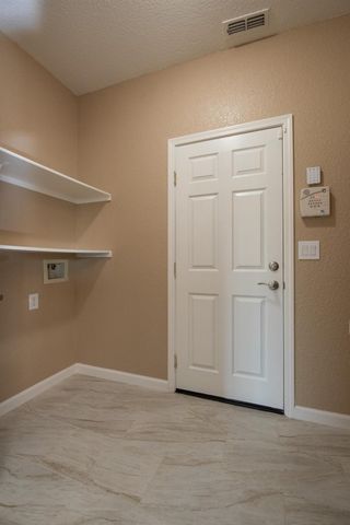 1992 Valenzuela Ct, Manteca, CA 95336