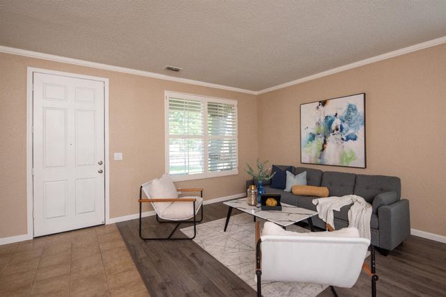 1992 Valenzuela Ct, Manteca, CA 95336