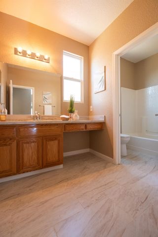 1992 Valenzuela Ct, Manteca, CA 95336