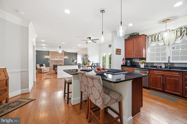 11869 CHANCEFORD DR, Woodbridge, VA 22192