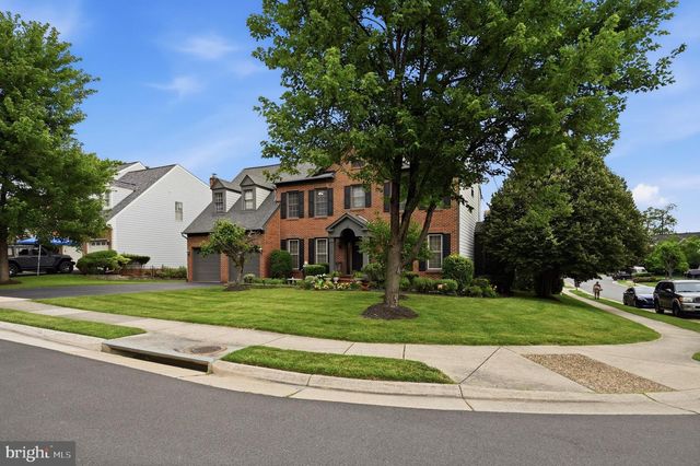 11869 CHANCEFORD DR, Woodbridge, VA 22192