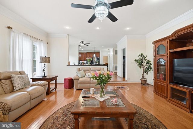 11869 CHANCEFORD DR, Woodbridge, VA 22192