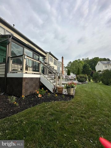 11869 CHANCEFORD DR, Woodbridge, VA 22192