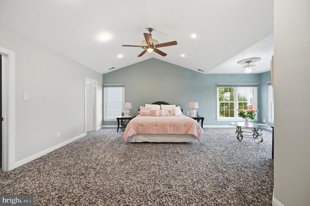 11869 CHANCEFORD DR, Woodbridge, VA 22192