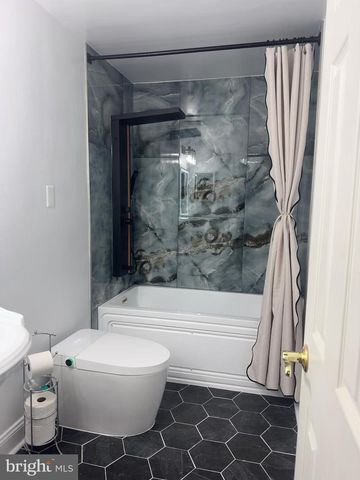 11869 CHANCEFORD DR, Woodbridge, VA 22192