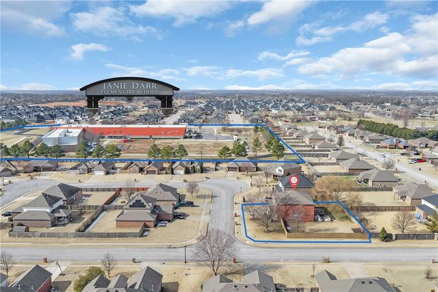 5001 Bay Court, Rogers, AR 72758