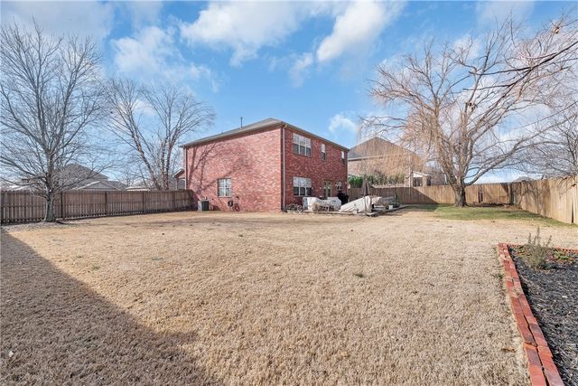 5001 Bay Court, Rogers, AR 72758