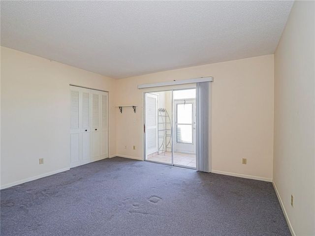 76 Royal Oak Drive 104, Vero Beach, FL 32962