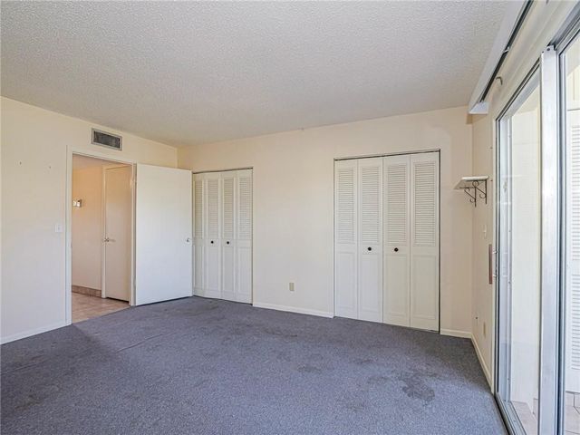 76 Royal Oak Drive 104, Vero Beach, FL 32962