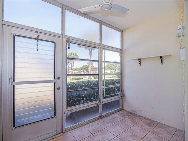 76 Royal Oak Drive 104, Vero Beach, FL 32962