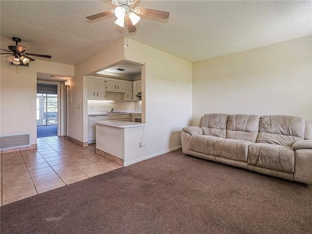 76 Royal Oak Drive 104, Vero Beach, FL 32962