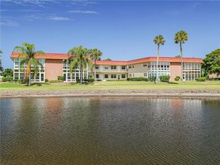 76 Royal Oak Drive 104, Vero Beach, FL 32962