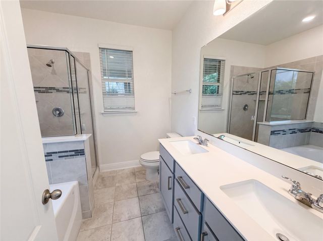 401 Fort William ST 33, Hutto, TX 78634