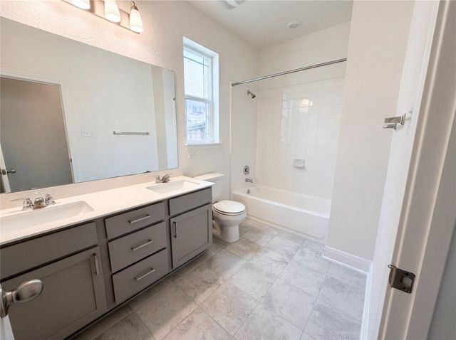 401 Fort William ST 33, Hutto, TX 78634