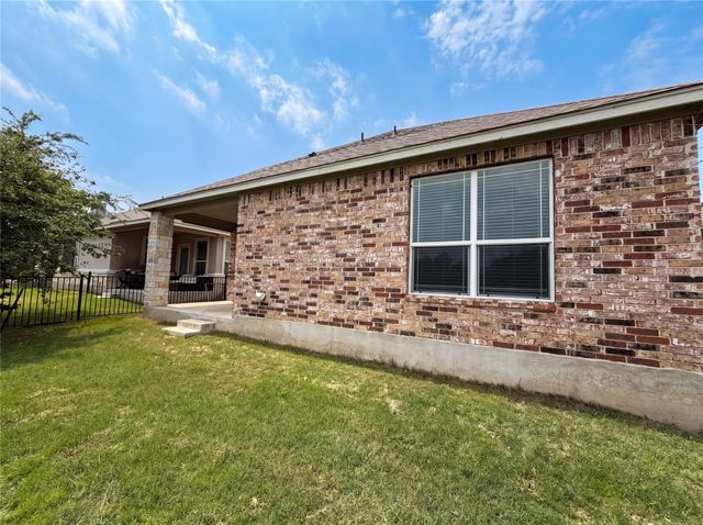 401 Fort William ST 33, Hutto, TX 78634