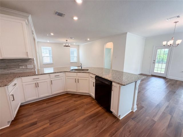 401 Fort William ST 33, Hutto, TX 78634