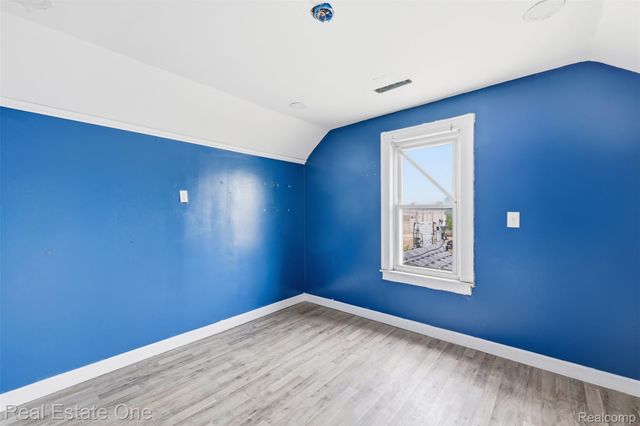 7236 Winthrop Street, Detroit, MI 48228