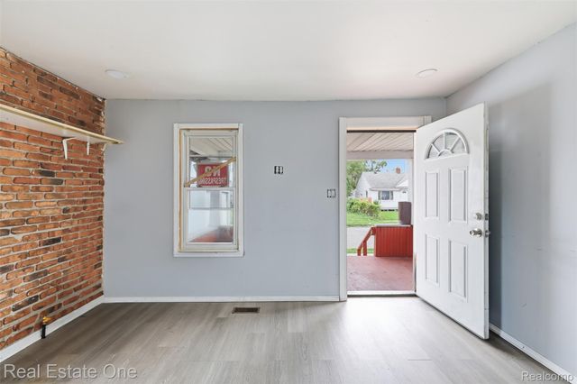 7236 Winthrop Street, Detroit, MI 48228