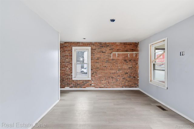 7236 Winthrop Street, Detroit, MI 48228