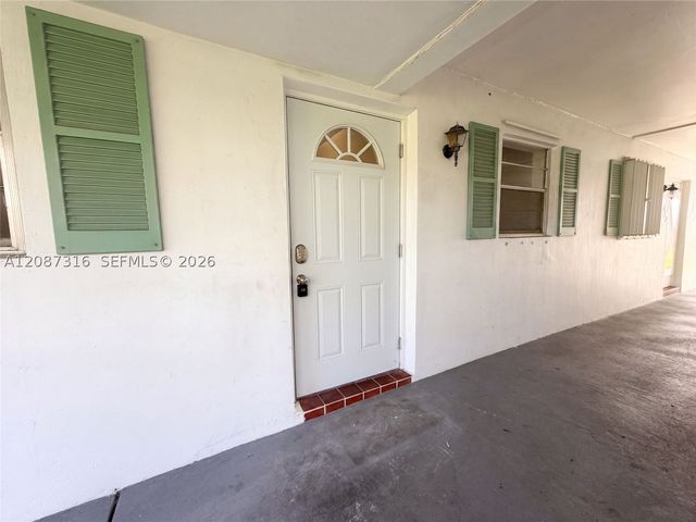 400 SW Golfview Ter 112, Boynton Beach, FL 33426