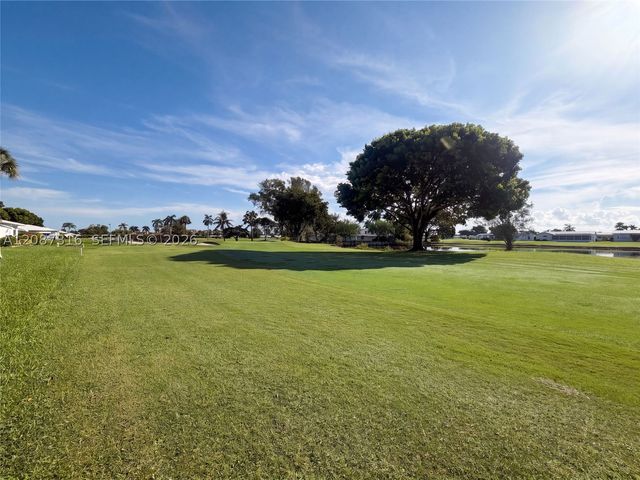400 SW Golfview Ter 112, Boynton Beach, FL 33426