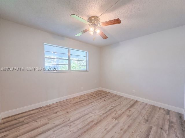 400 SW Golfview Ter 112, Boynton Beach, FL 33426