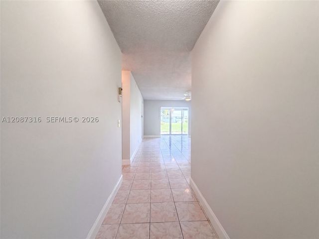 400 SW Golfview Ter 112, Boynton Beach, FL 33426