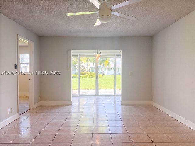 400 SW Golfview Ter 112, Boynton Beach, FL 33426