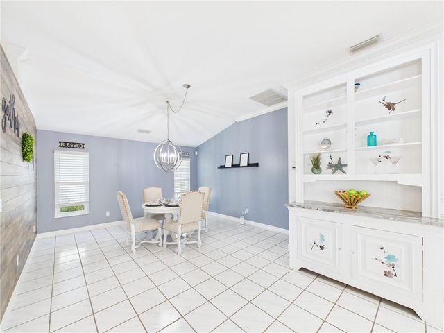 913 Starflower Avenue, Sebastian, FL 32958