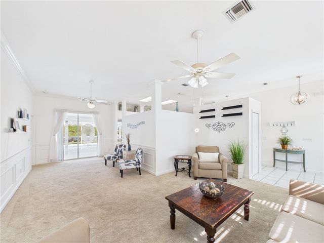 913 Starflower Avenue, Sebastian, FL 32958