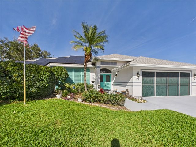 913 Starflower Avenue, Sebastian, FL 32958