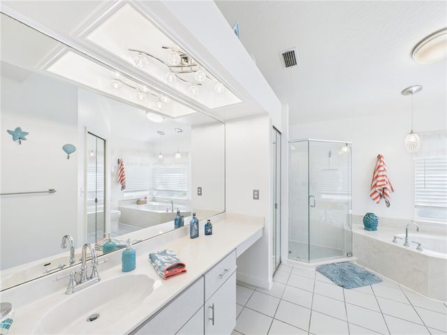 913 Starflower Avenue, Sebastian, FL 32958