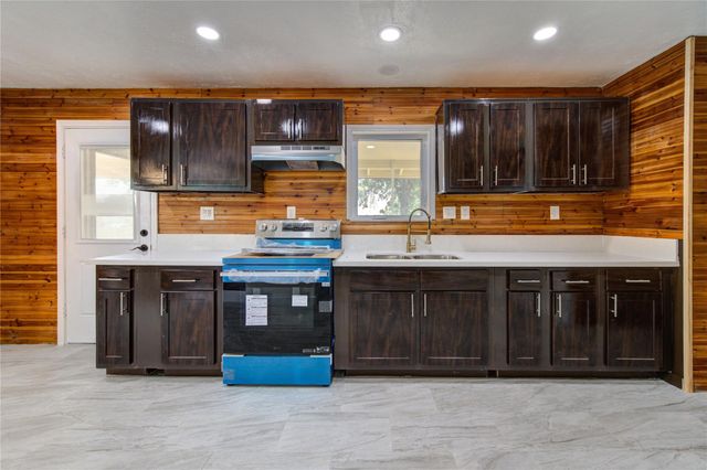 31511 Charter Lane, Waller, TX 77484