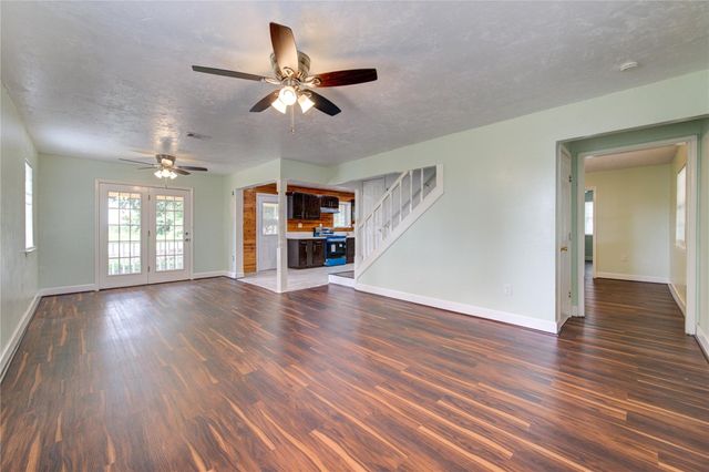 31511 Charter Lane, Waller, TX 77484