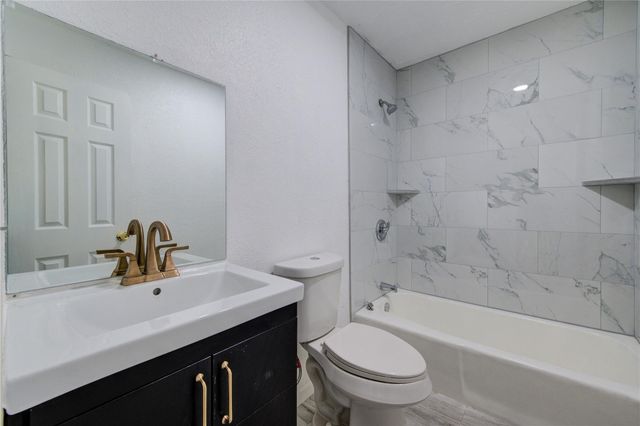31511 Charter Lane, Waller, TX 77484