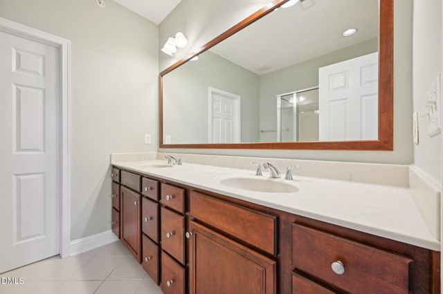10510 Sablewood Drive 113, Raleigh, NC 27617