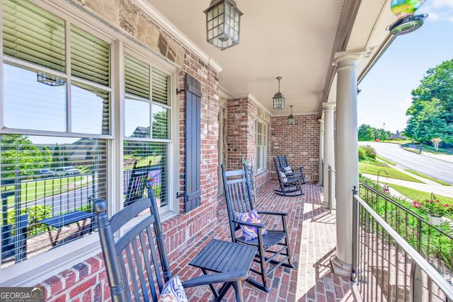 4259 Sierra Creek Drive, Hoschton, GA 30548