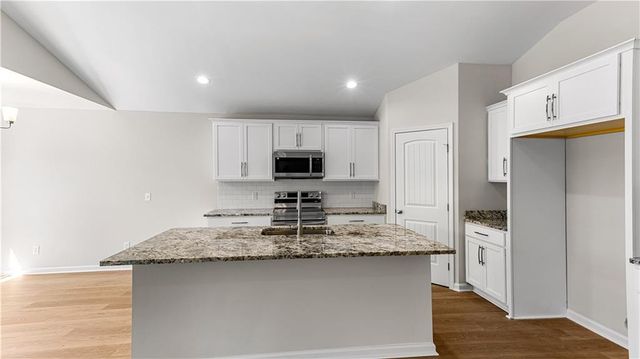 39 Nautilus Avenue, Brunswick, GA 31525