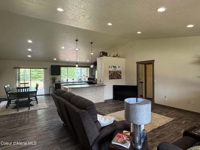6637 E Little Joe RD, Coeur D'alene, ID 83814